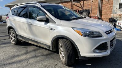 2013 Ford Escape **Titanium**