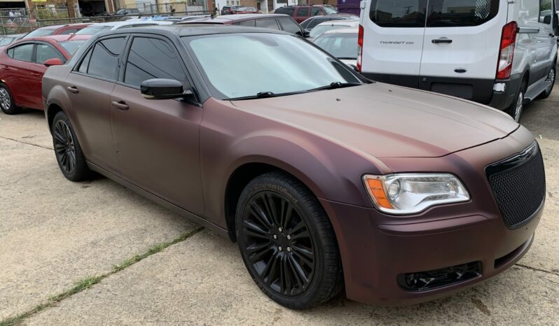 2011 Chrysler 300 full