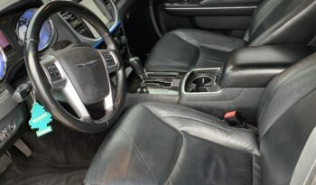 2011 Chrysler 300 full